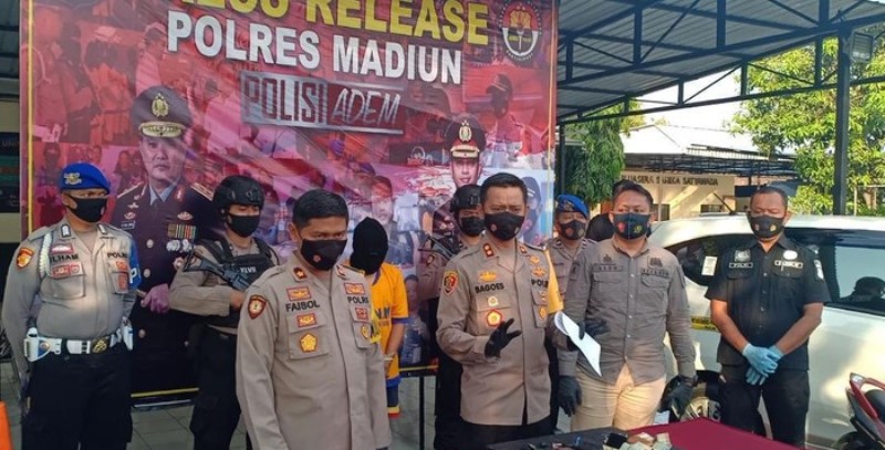 Belum Menikah, Pemuda Madiun Ini Gadaikan Belasan Mobil Rental Cukupi Kebutuhan Hidup