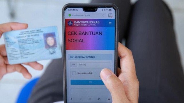 Selamat, Cek Bansos Covid-19 Banyuwangi Terima Penghargaan Indonesia Smart Nation 2020