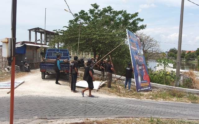 Bawaslu Gresik Minta Kedua Kontestan Pilkada Serahkan Laporan Dana Kampanye Riil 
