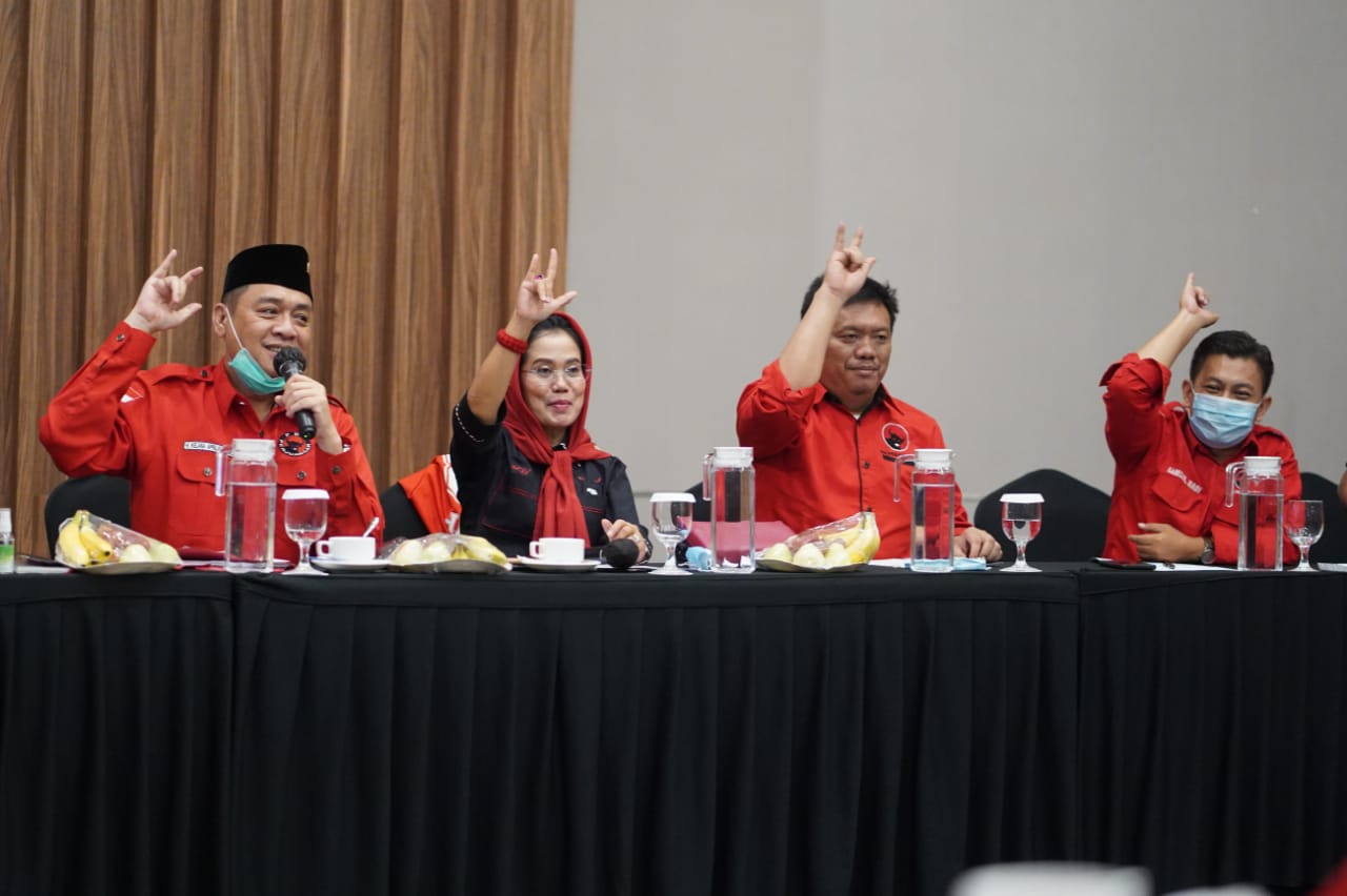 Persiapan Saksi TPS Paslon Nomor 3 Kelana Aprilianto-Dwi Astutik Tuntas