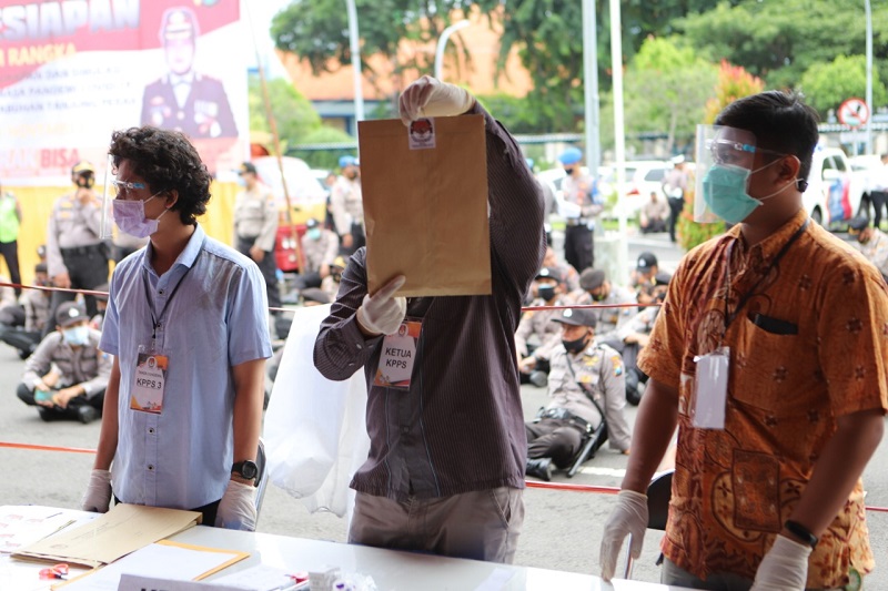 KPU Surabaya Gelar Simulasi Pencoblosan di Tengah Pandemi Covid-19, Penerapan Prokes Sangat Diperhatikan