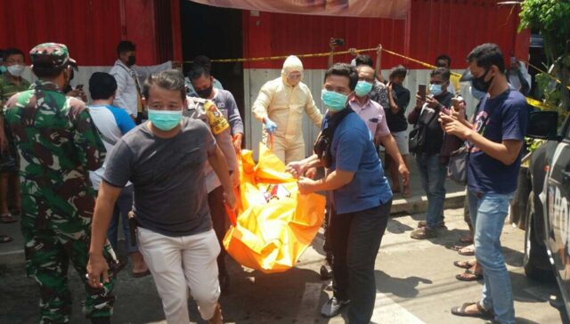 Warga Situbondo Ditemukan Meninggal Duduk di Kursi, Dijaga Seekor Anjing