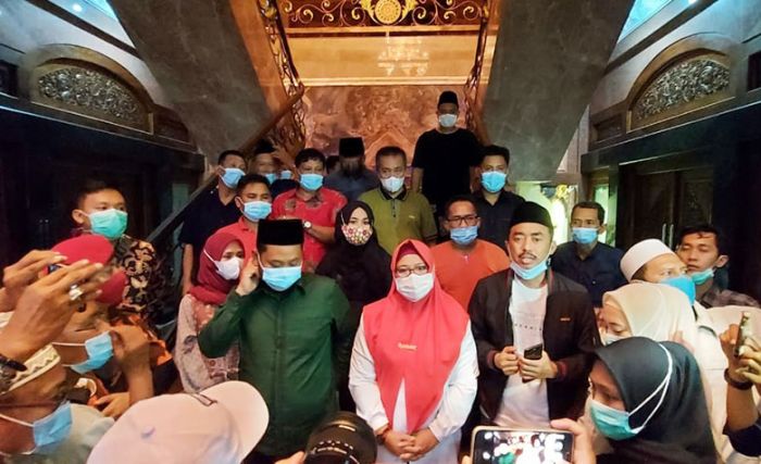 Saling Klaim Kemenangan di Gresik, Data Sirekap KPU 47,29 Persen :  Sementara Paslon No 2 Unggul 2 Persen    