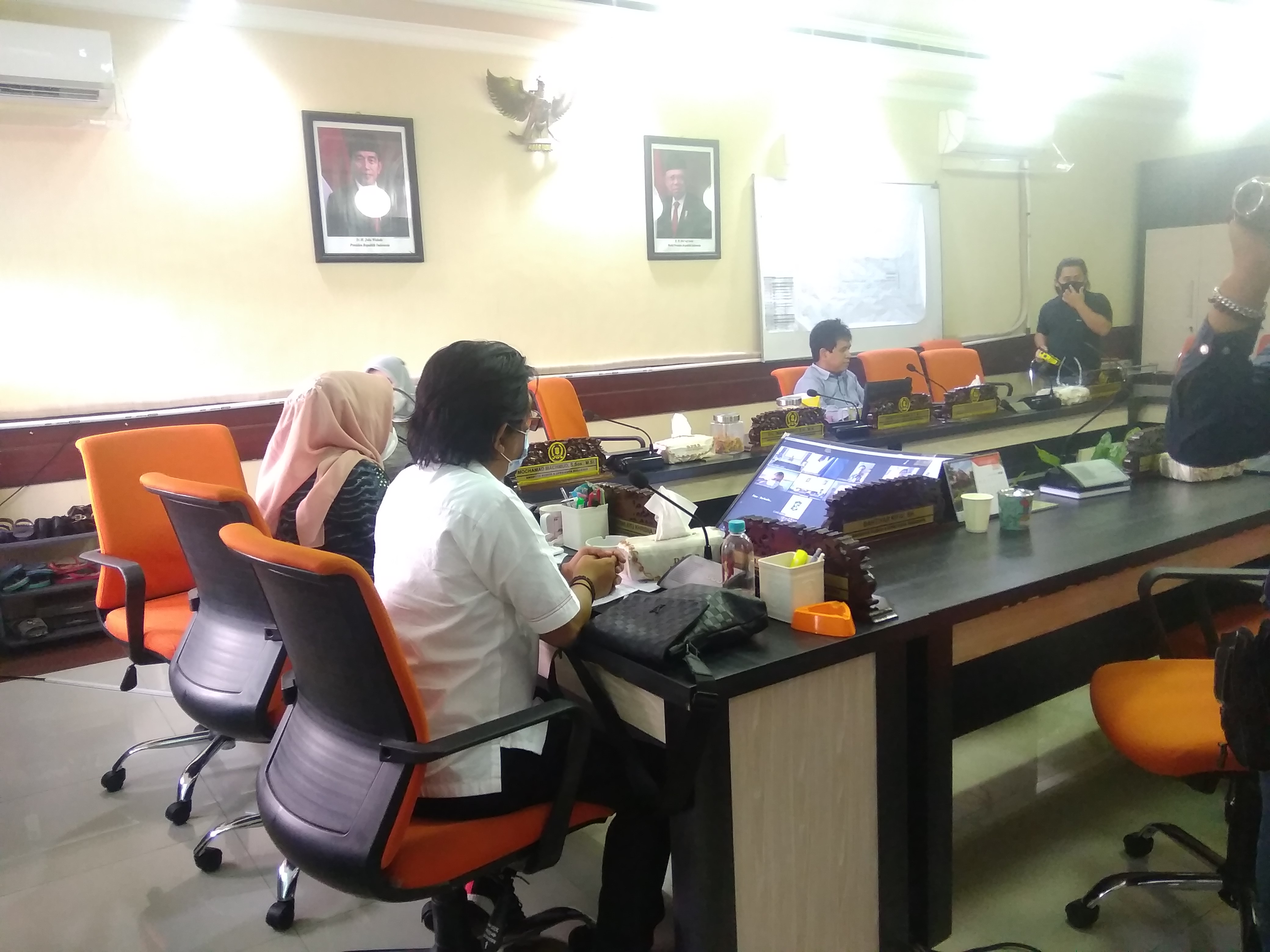 Penindakan PPKM, DPRD Surabaya Panggil Satpol PP Jatim dan Surabaya