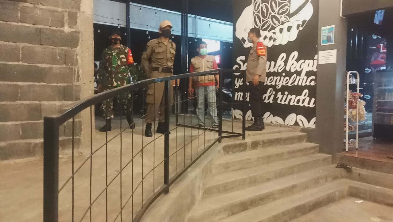 Awas! Tertangkap Berkerumun di Gresik, Langsung Dirapid Tes