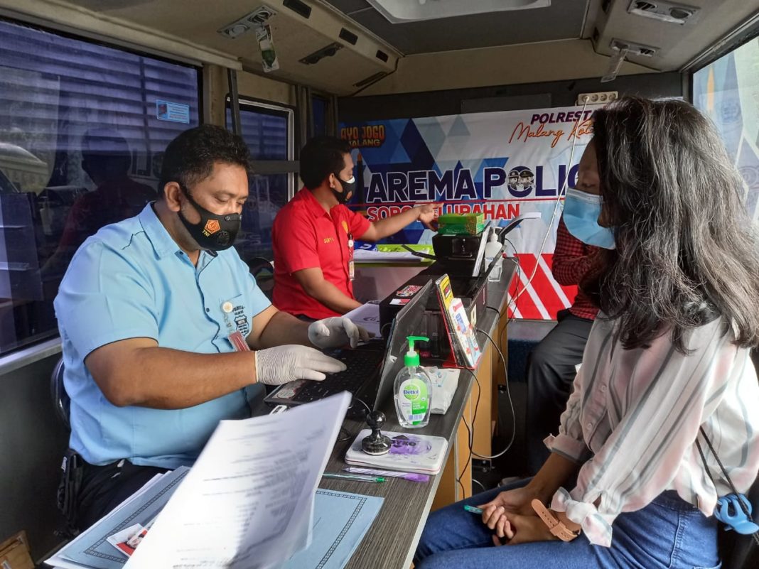 Ada Bus Arema Police Sobo Kelurahan di Malang Kota, Perpanjangan SIM dan Buat SKCK Lebih Dekat