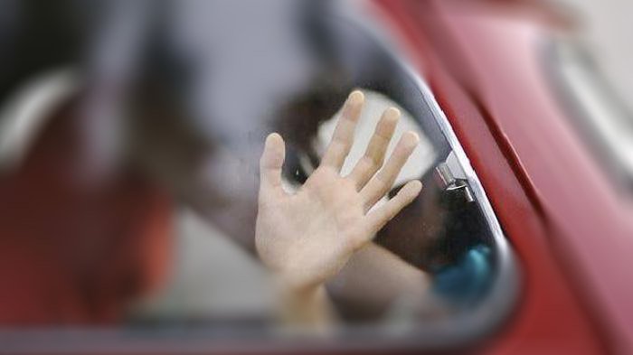 Viral Video ASN Perempuan Sampang Sedang Berkembang Biak di Dalam Mobil Goyang