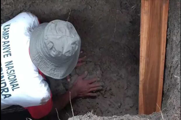 Diduga Lebih dari 20 Tahun Dimakamkan, Jenazah Warga Bojonegoro Ini Masih Utuh