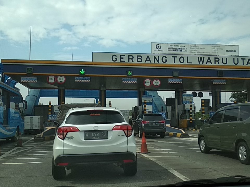 Tengah Malam Nanti Tol Surabaya - Gempol Naik Hingga Dua Kali Lipat