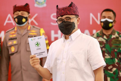 4 Hari Sebanyak 3.854 Nakes Banyuwangi Telah Divaksin, 1.828 Pilih Tunda