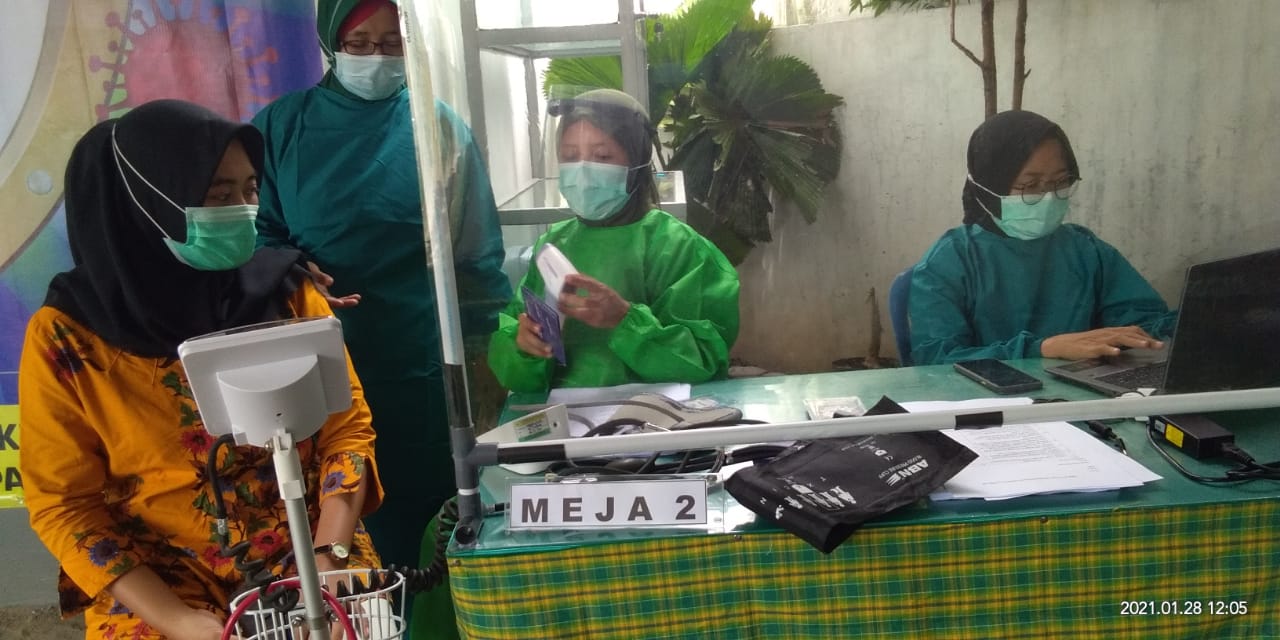 3.230 Nakes di Bojonegoro Telah Divaksin