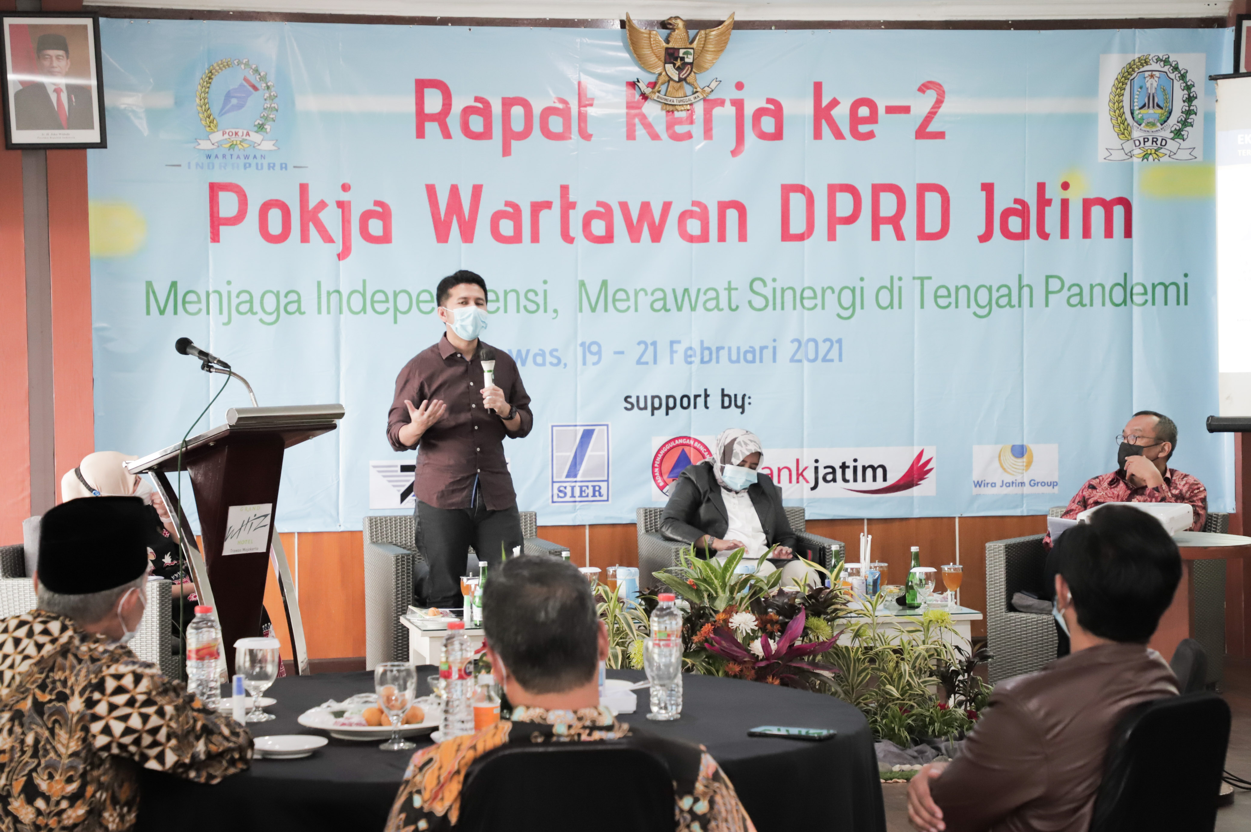 Emil Dardak Dorong Pelaku UMKM di Jatim Bisa Adaptif Ciptakan Terobosan di Tengah Pandemi