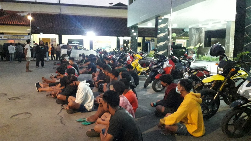 Bocah Kelas 6 SD dan 64 Lainnya Diamankan Polres Tulungagung Karena Balapan Liar