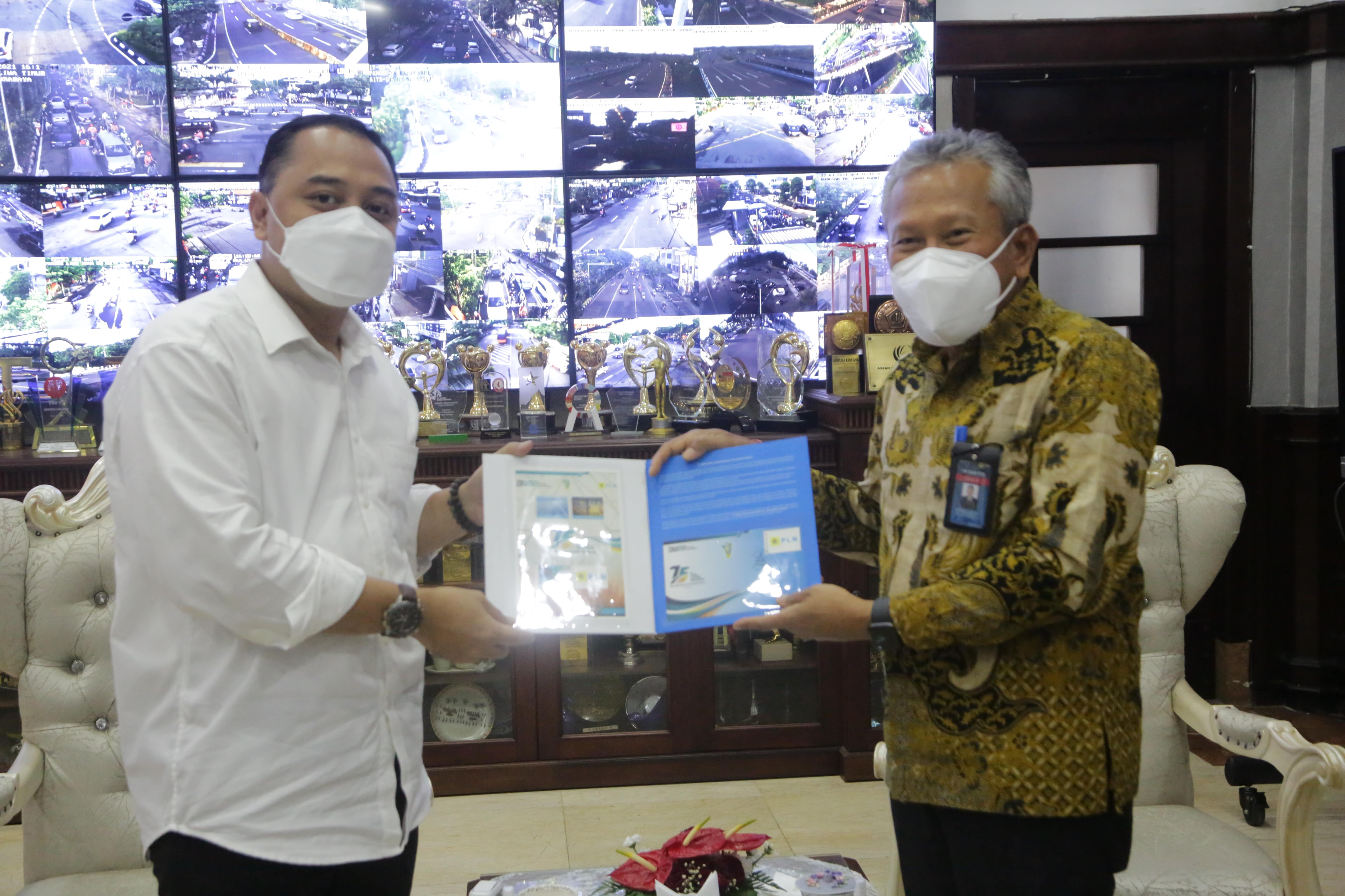 Cak Eri dan PLN Koordinasi, Masalah Listrik Warga Surabaya Bakal Diharap Semakin Terlayani