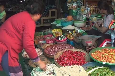 Gegara Beredar Cabai Setan Merah Dicat, Omzet Pedagang Cabai di Pasar Jember Turun
