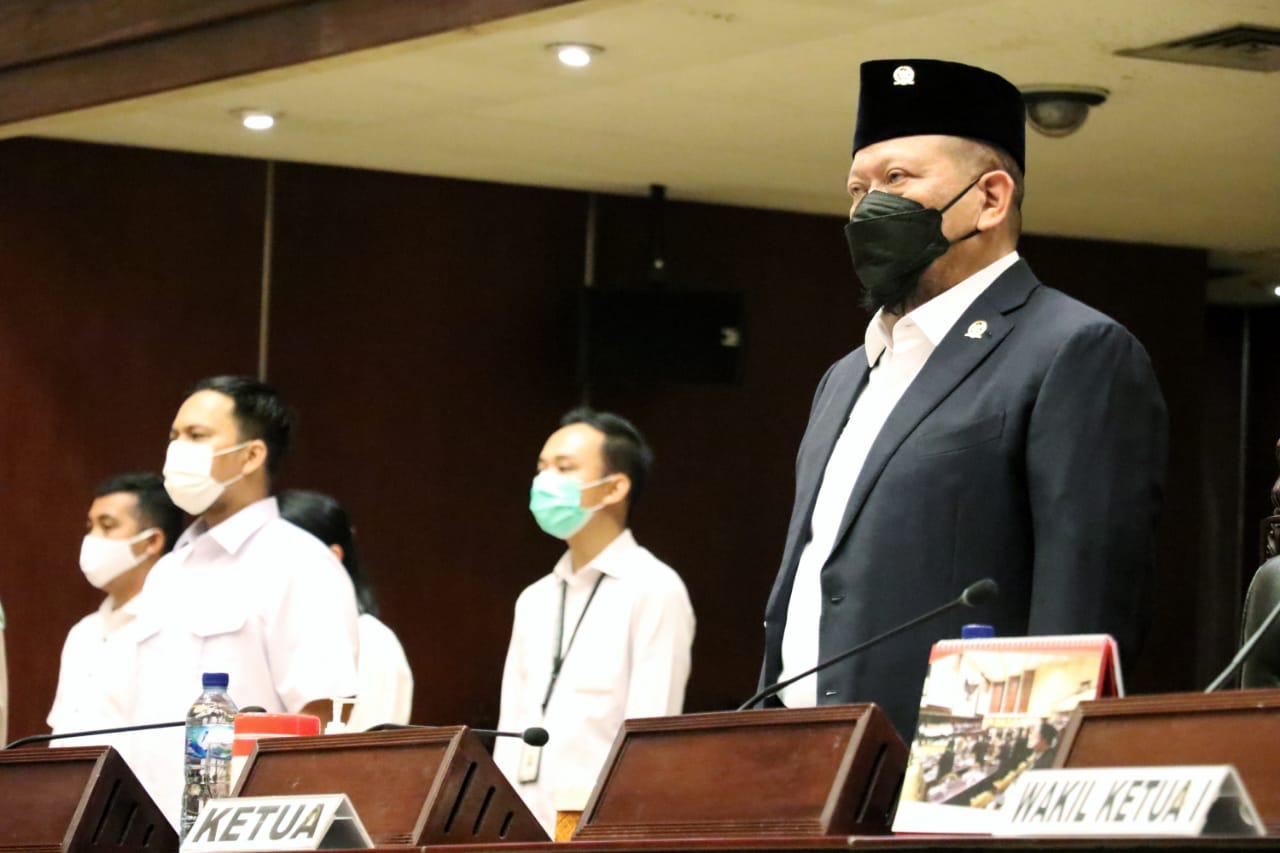 Ketua DPD RI Ajak Masyarakat Lawan Aksi Penipuan dengan Modus Vaksin Covid