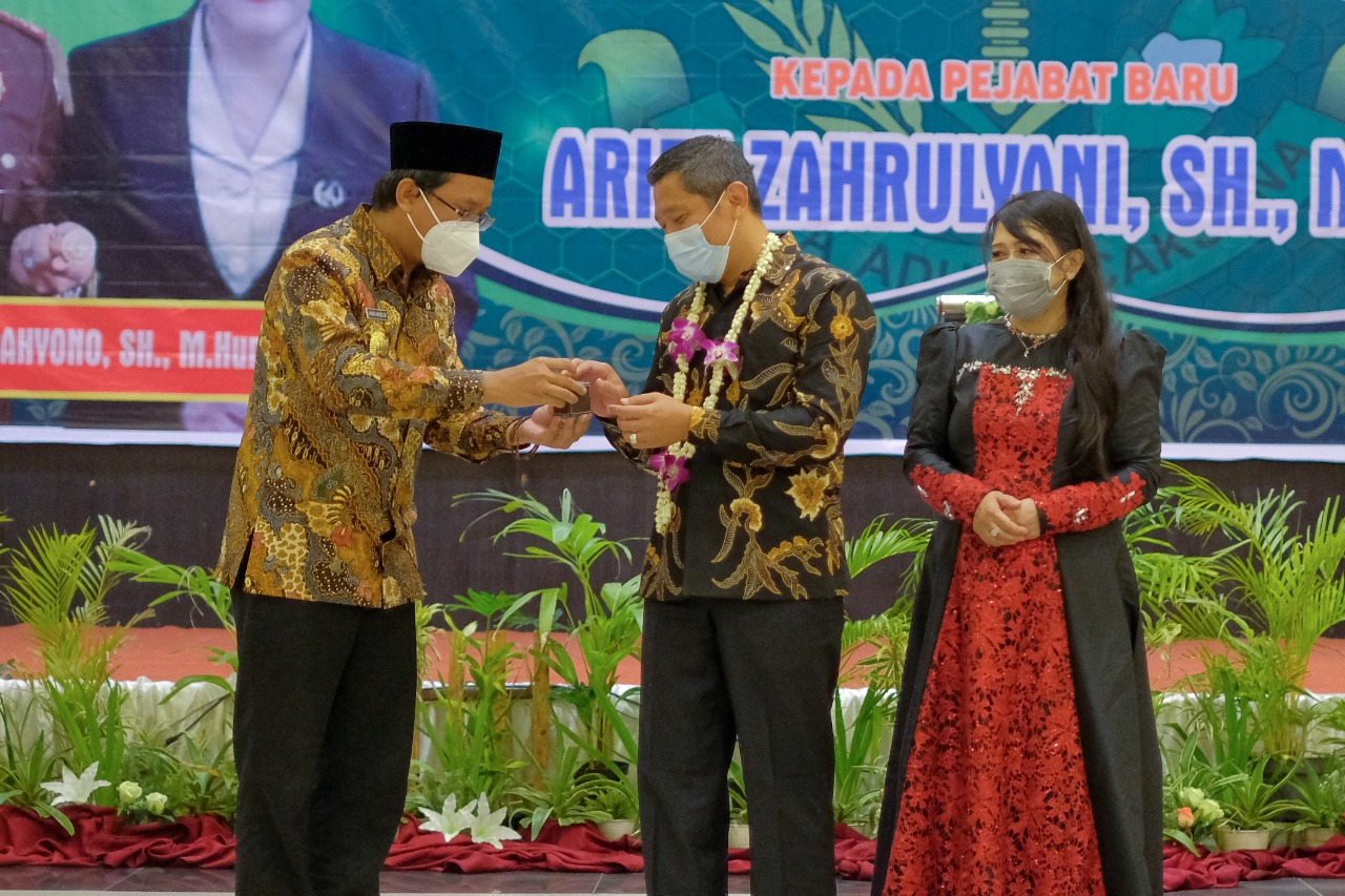 Jabatan Kajari Sidoarjo Pindah Kepada Arief Zahrulyani, Pejabat Lama Dikenal Visioner dan Kreatif