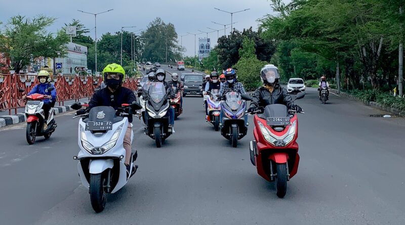 PCX160 City Riding HPCI Surabaya dan Sidoarjo Bareng Ning Surabaya 2018