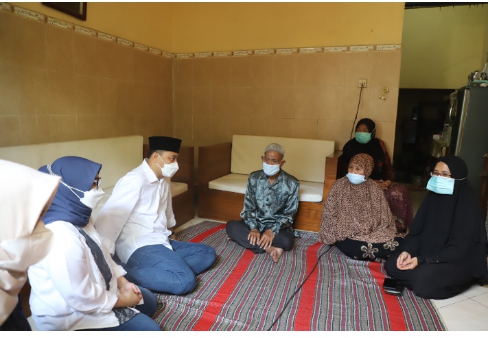 Wali Kota Eri Cahyadi Kunjungi Keluarga Awak Nanggala-402