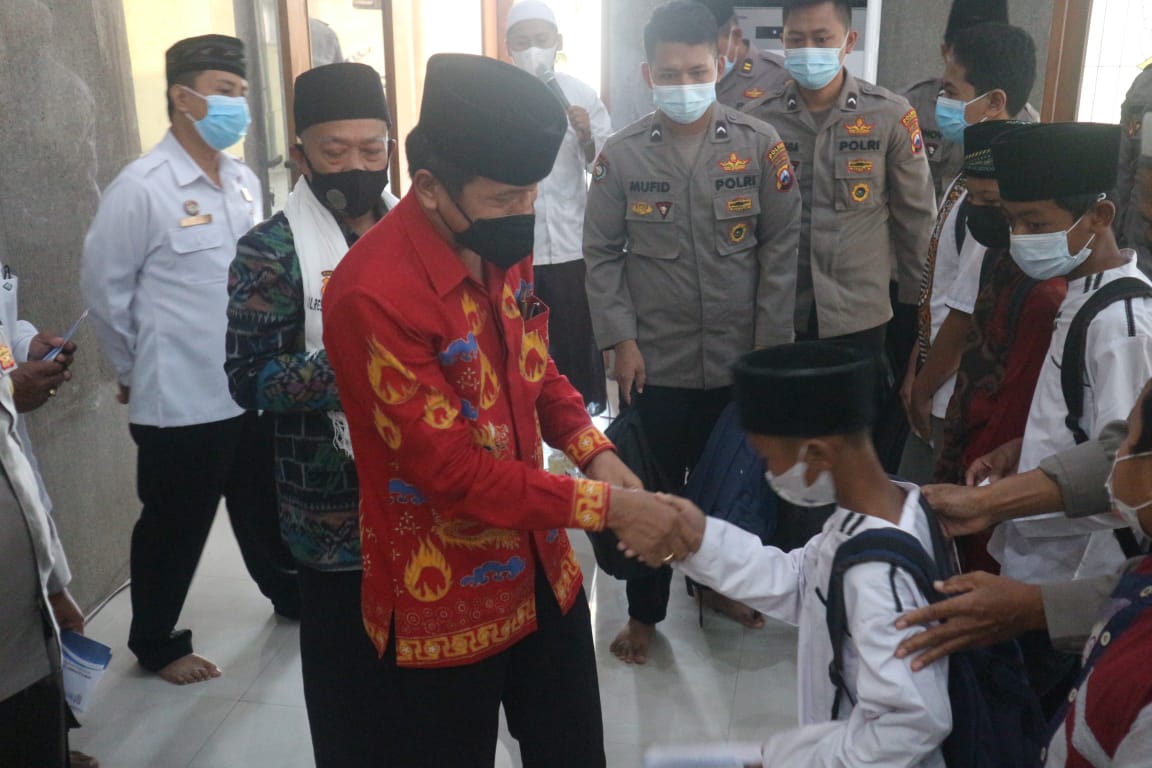 Buka Puasa Bersama di Mapolres, Wabup Bojonegoro Ajak Steakholder dan Yatim Cegah Terorisme