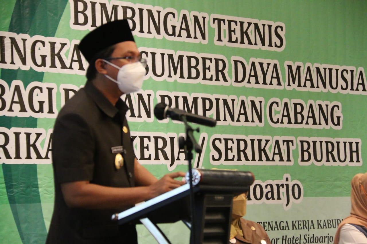 Jelang May Day, 24 DPC Serikat Pekerja dan Buruh Bimtek Bareng Pemkab Sidoarjo