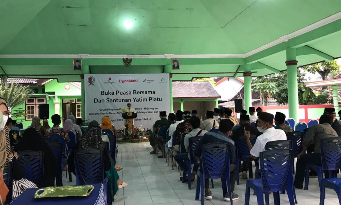 Karyawan EMCL Bersama Kecamatan Kalitidu Bojonegoro Adakan Santunan Bersama Yatim Piatu