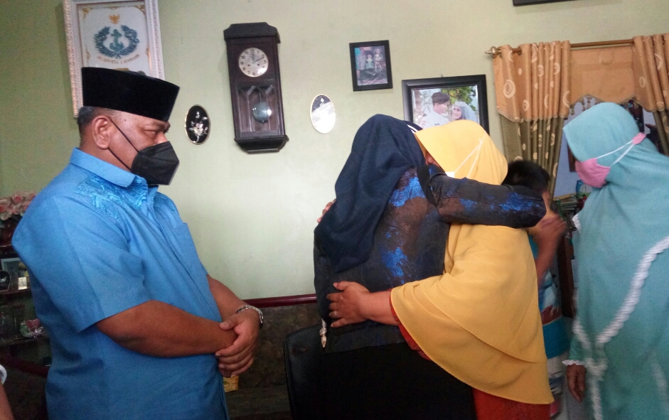 Sertu Bah Yoto Eki Setiawan, Prajurit KRI Nenggala 402 Tinggalkan Istri Hamil Lima Bulan