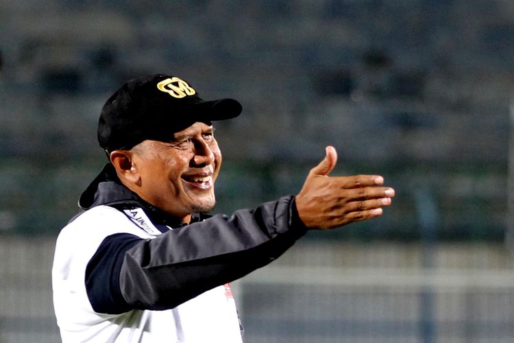 Begini Saran Coach Rahmat Darmawan kepada Pemain Muda Madura United