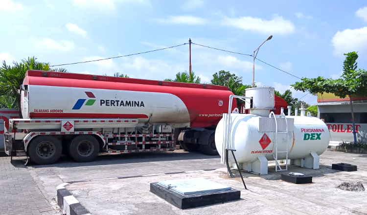 Diduga Oplos BBM, Empat Petugas SPBU di Tuban Ditangkap Polda Jatim