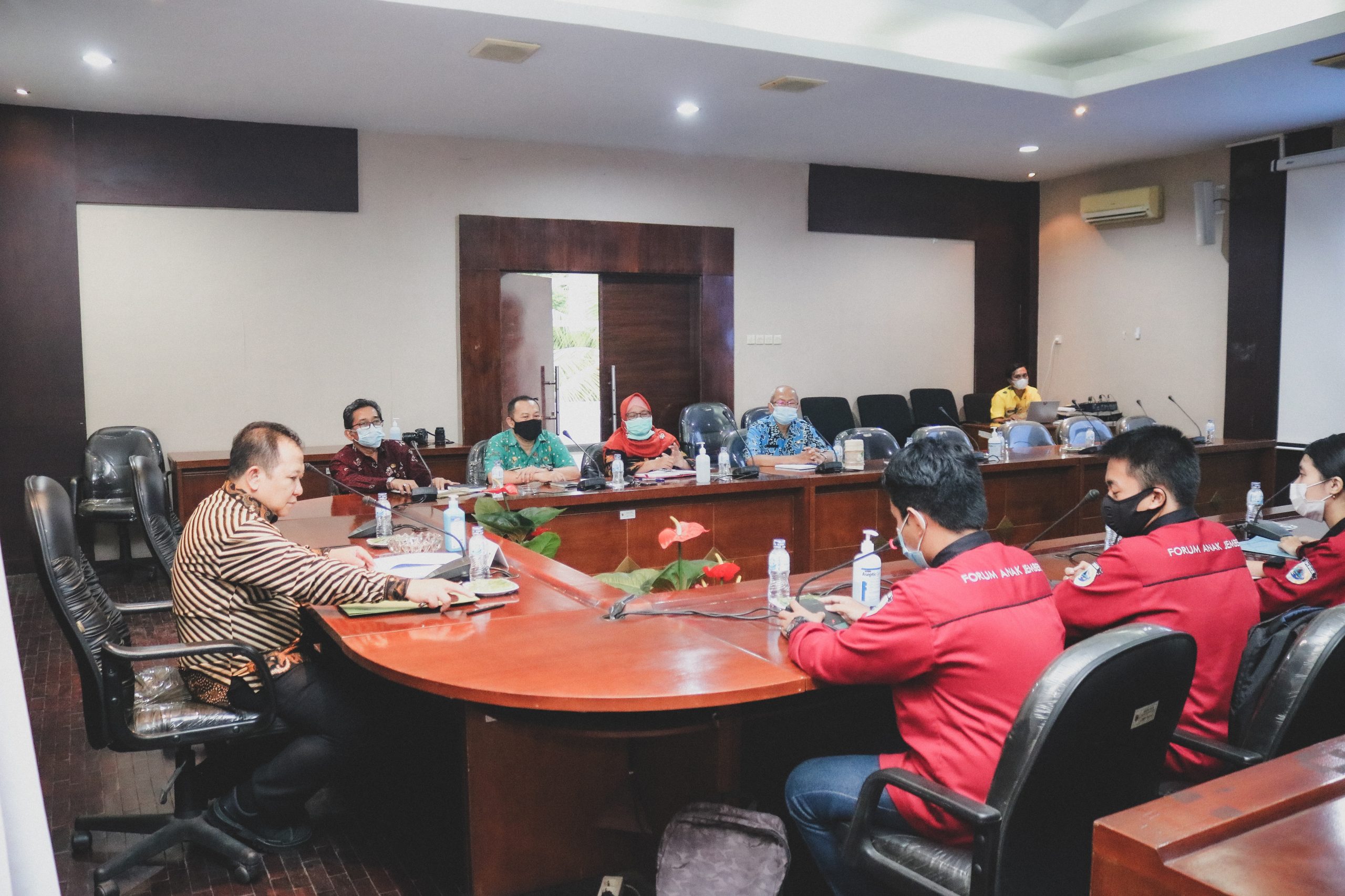 Temui Bupati Hendy, Forum Anak Jember Sodorkan 10 Aspirasi