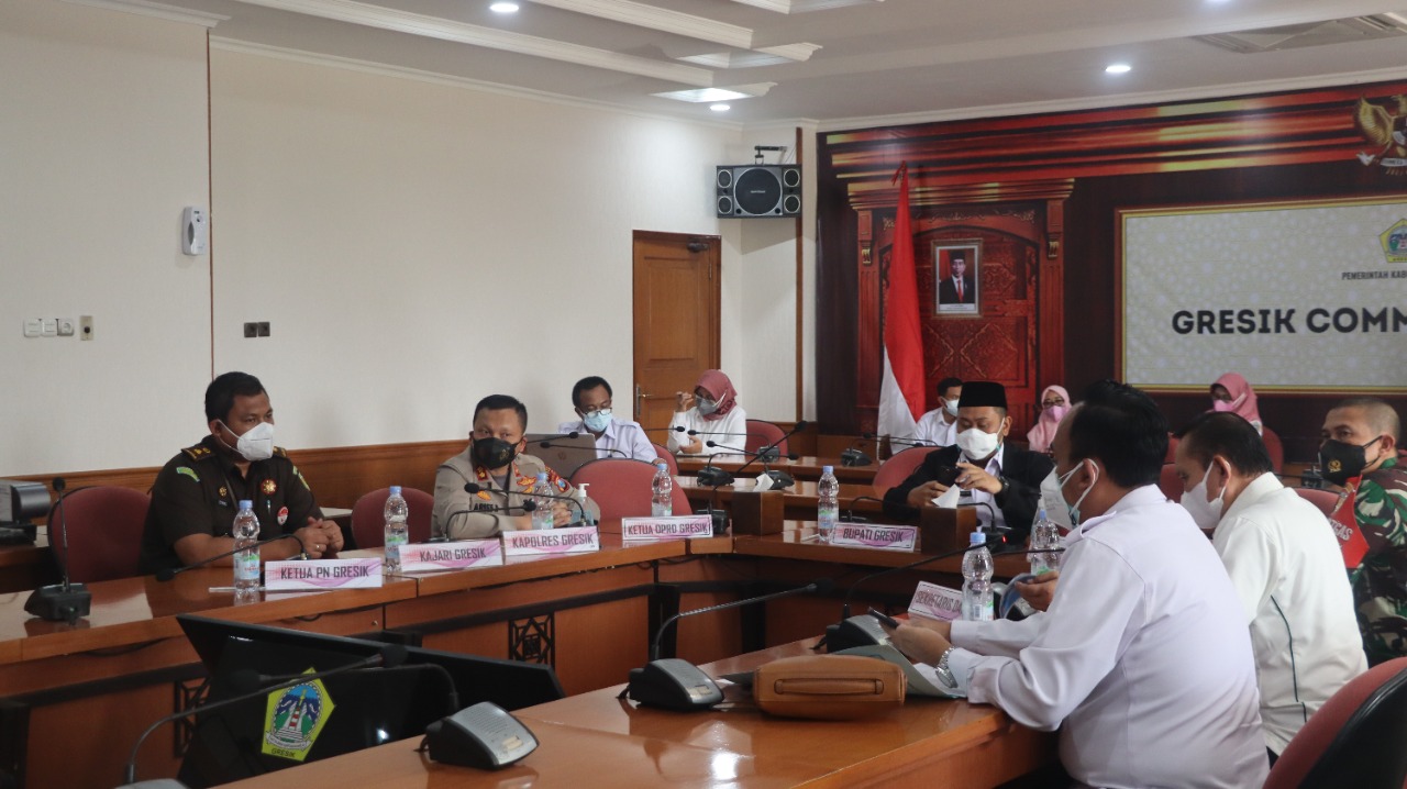 Forkopimda Gresik Usul, Wisata Ditutup dan Jam Malam Diberlakukan