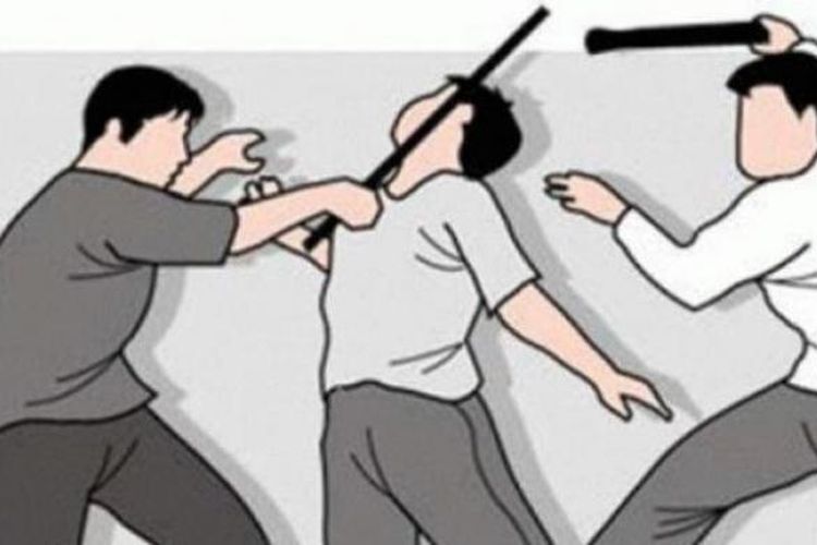 Tuntun Motor Curian, Pelaku Babak Belur Dihajar Warga Gading Probolinggo