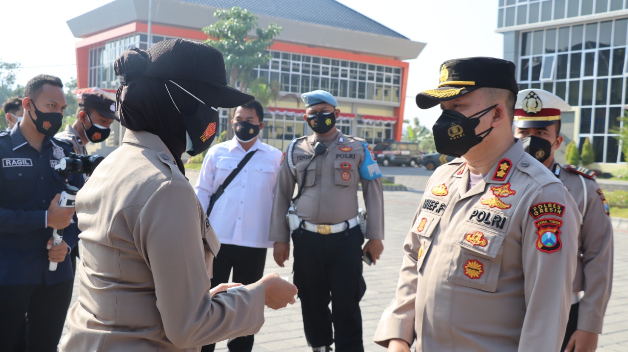 Polres Gresik Gelar Apel Peringatan HUT Polwan