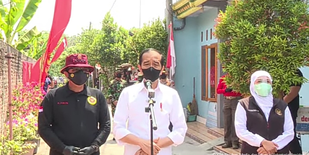 Tinjau Vaksinasi Pelajar, Presiden Jokowi : Kalau Sudah Divaksin Silahkan Dilakukan Tatap Muka