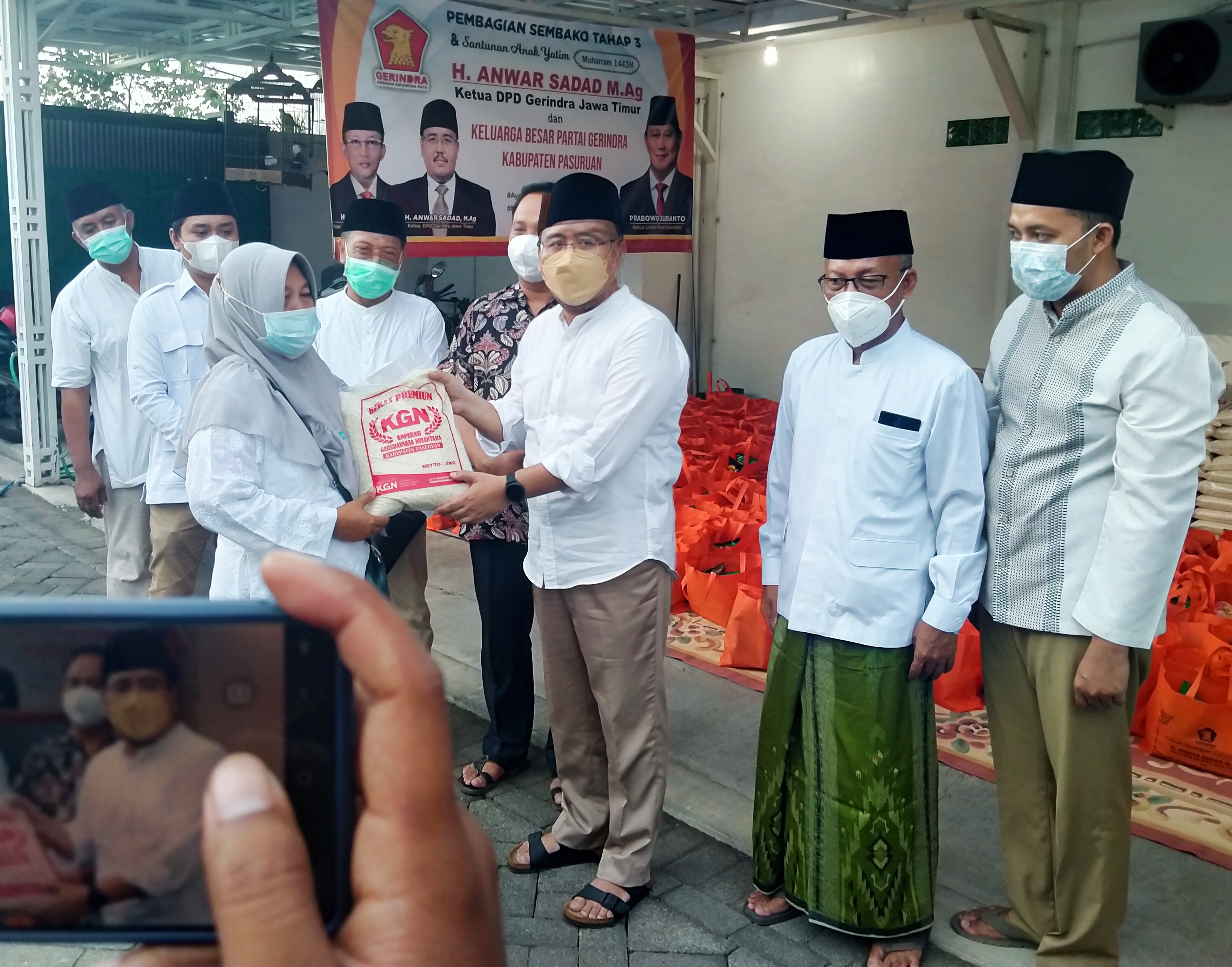 Gerindra Jatim Beri Pendampingan Psikis Anak Yatim Dampak Covid-19