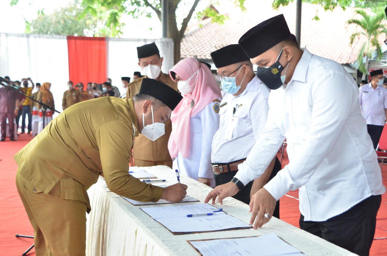 Bendahara Dimutasi, Ratusan ASN di Gresik Terlambat Gajian