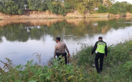 Cari Ikan, Pelajar Mojokerto Tewas Tenggelam di Sungai Brantas