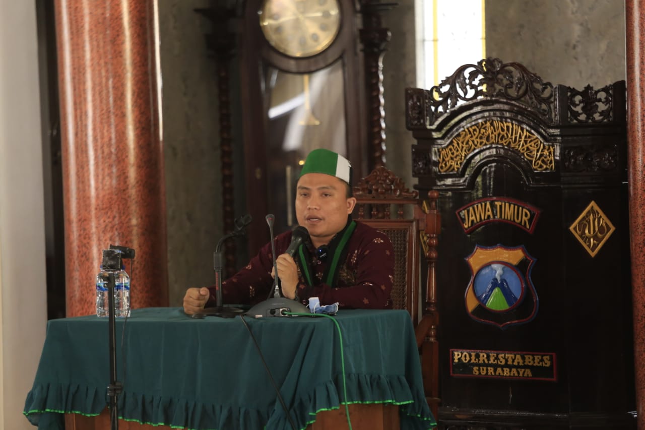 Peringati Sumpah Pemuda, Mahasiswa di Surabaya Gelar Tausiyah Kebangsaan Bareng Polisi