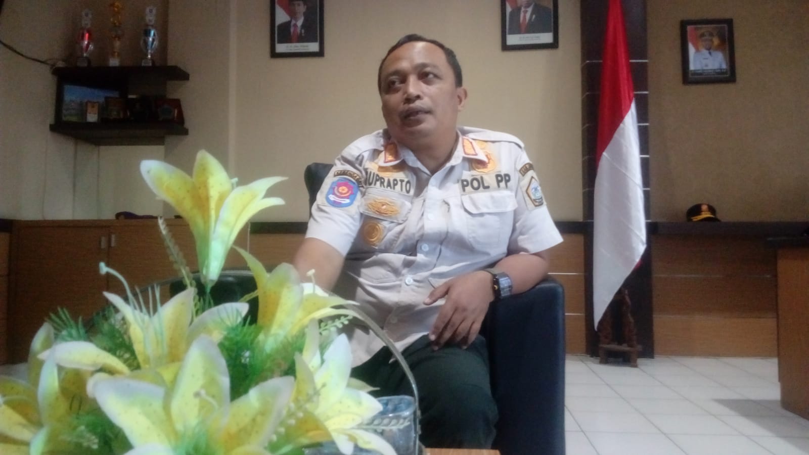 Pendapatan Sektor IMB Gresik Turun, Satpol PP Tertibkan Reklame dan IMB Tak Berizin