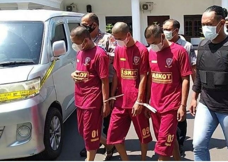 Tiga Tersangka Penggelapan Mobil di Pasuruan Dibekuk Polisi