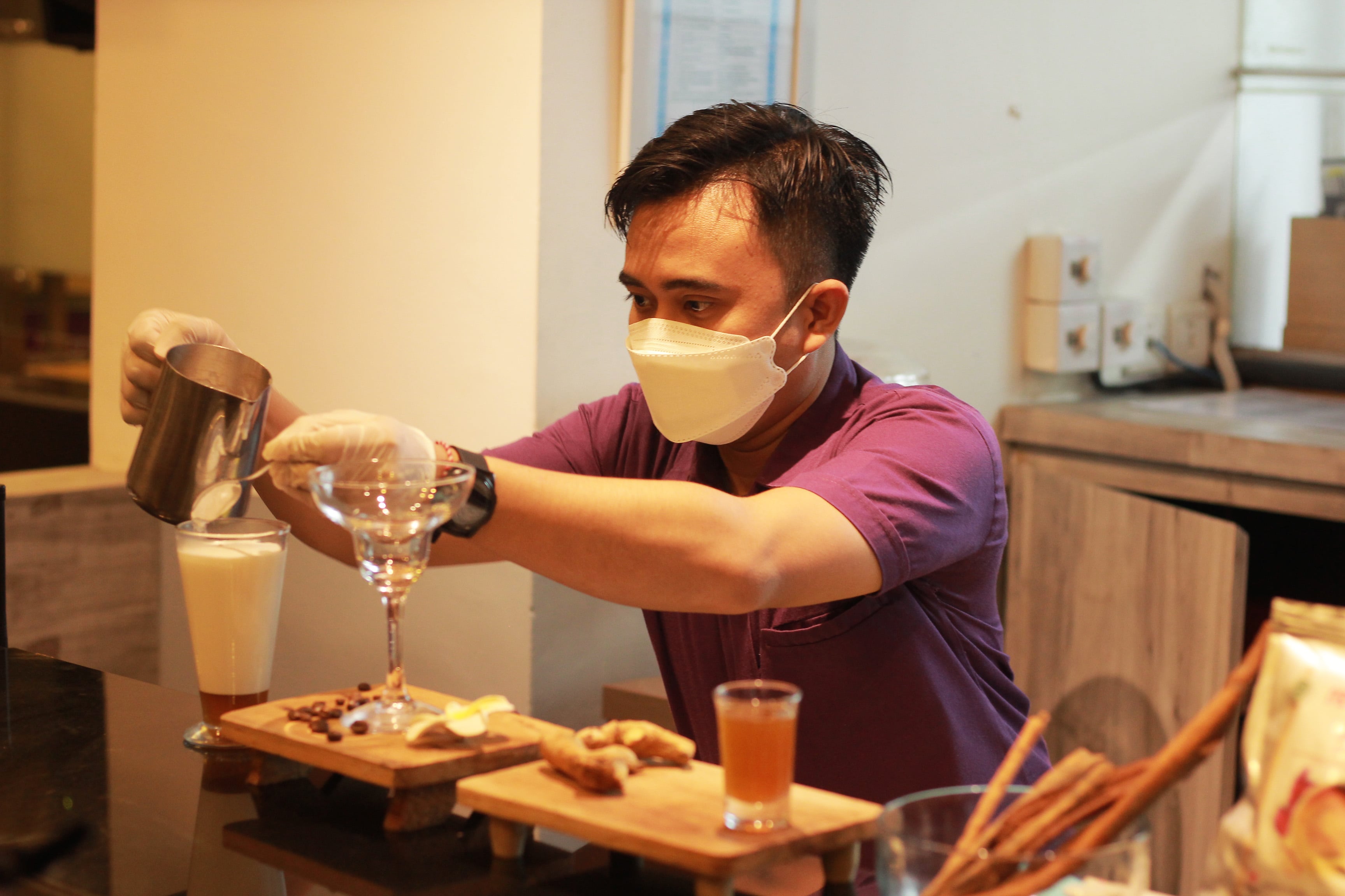 Quest Hotel Darmo Surabaya Sajikan Kwetiau dan Red Ginger Latte Cinnamon Sebagai Menu Spesial Selama Musim Hujan