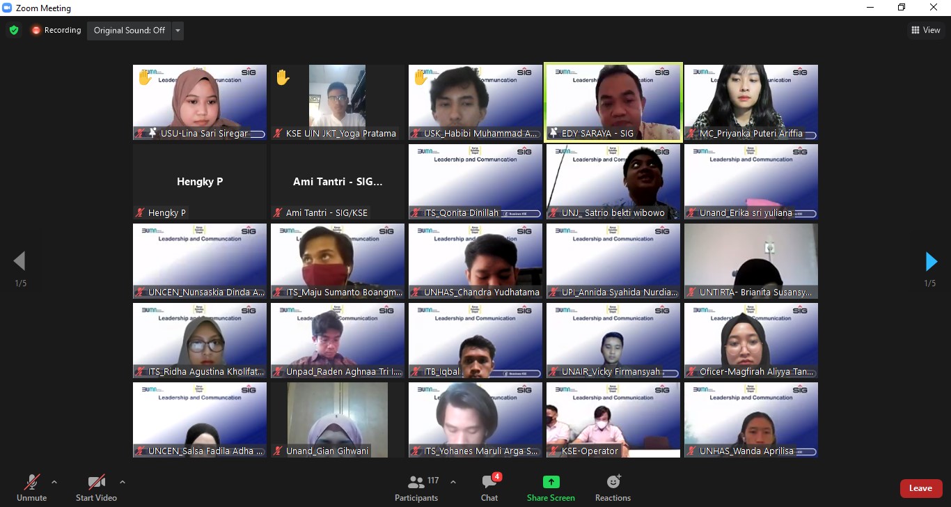 SIG Berikan Beasiswa Untuk Delapan Mahasiswa Berprestasi Dari ITS Surabaya