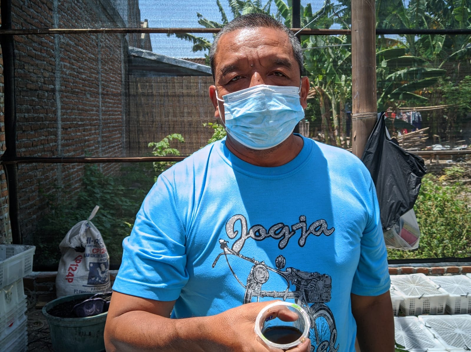 Produksi Pupuk Berbahan Kencing Kelinci, Pria di Ponorogo Raup Untung Rp 20 Juta/Bulan