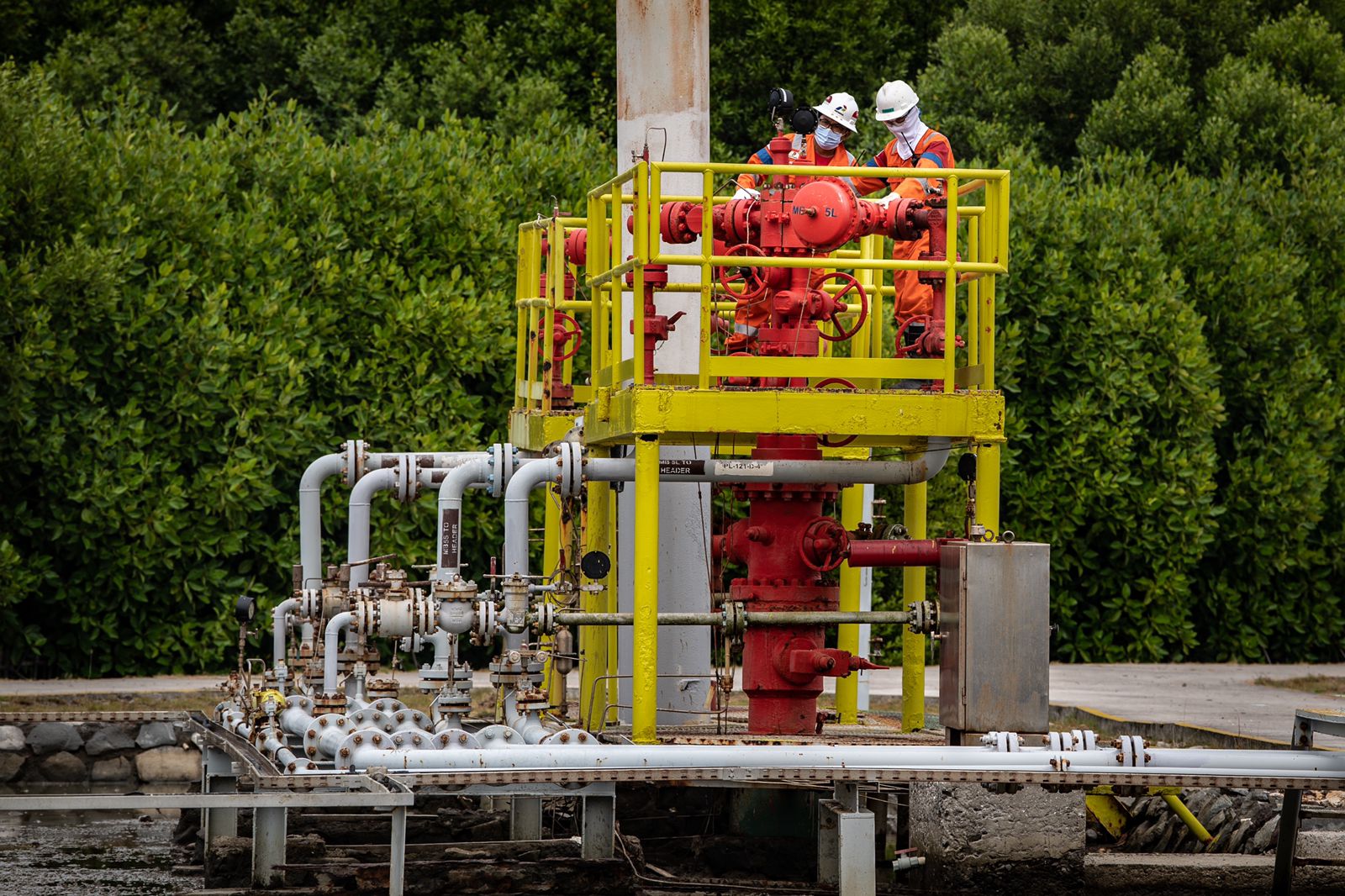 Produksi Migas Triwulan 3/2021 : Subholding Upstream Capai 866 MBOEPD