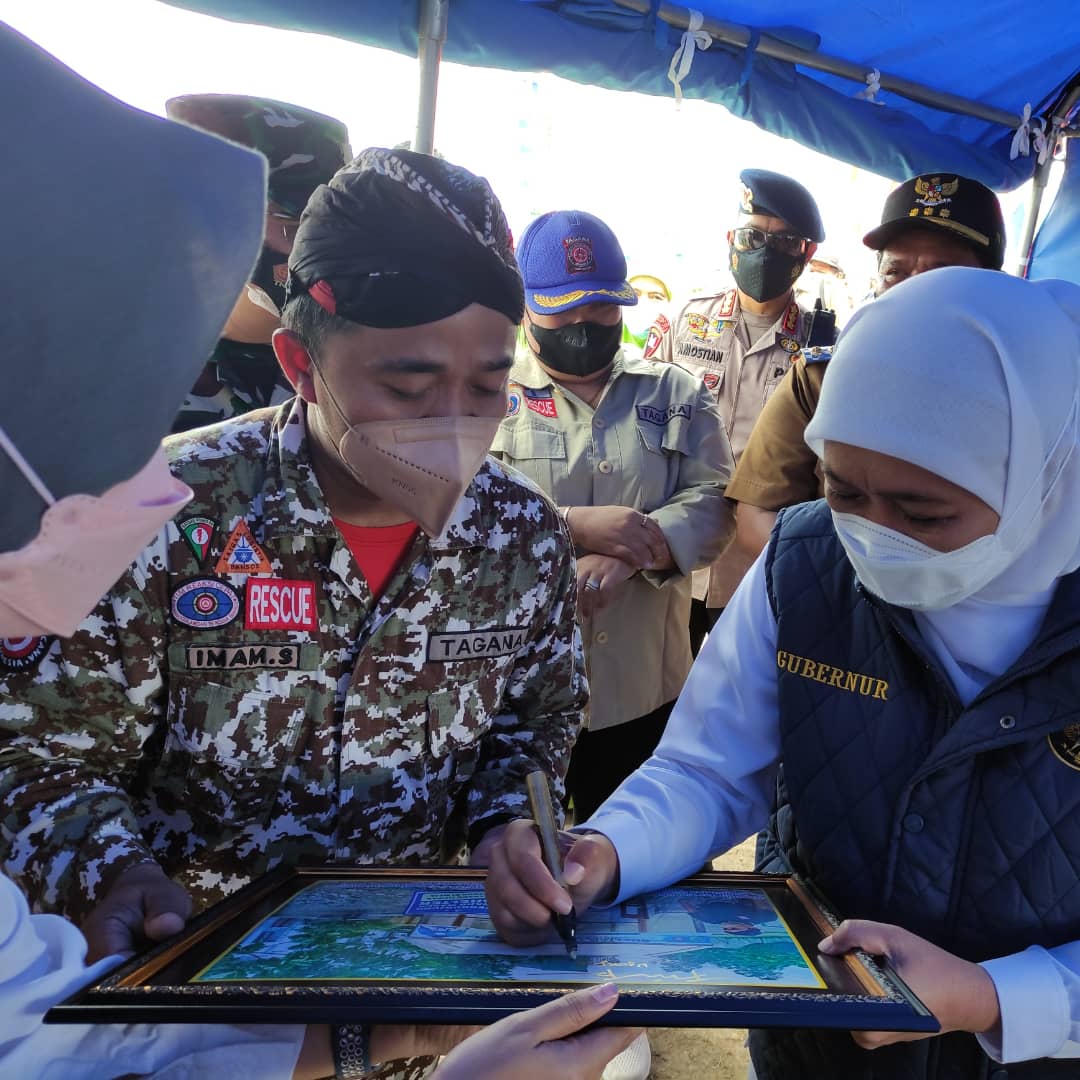 Sering Jadi Tempat Curhat Pasien Covid-19, Guru PPKn di Tulungagung Dapat Penghargaan