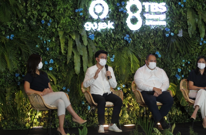 Sinergi Bangun Ekosistem Kendaraan Listrik di Indonesia, Gojek dan TBS Sepakat Patungan