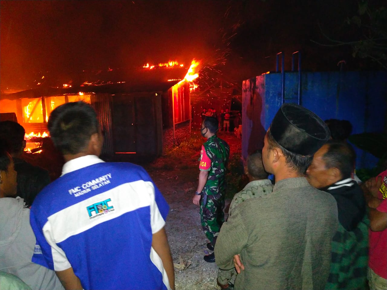 Penyulingan Milik Yahudi Ludes Dilalap Api