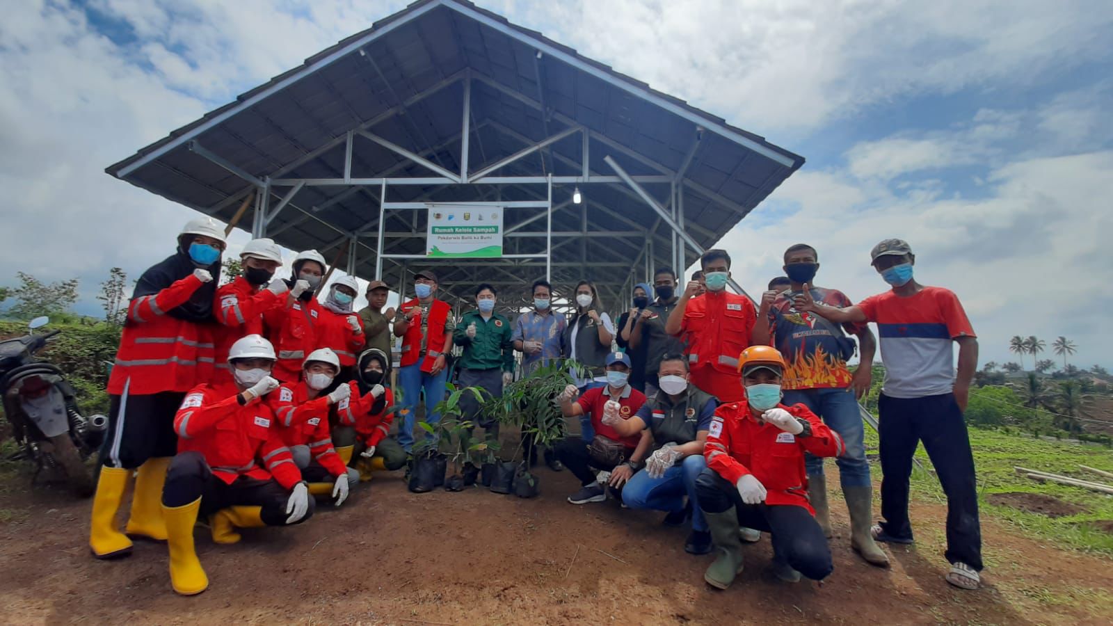 Inisiasi Rumah Kelola Sampah, Smelting Ajak Masyarakat Sukabumi Olah Sampah Sebelum Dibuang