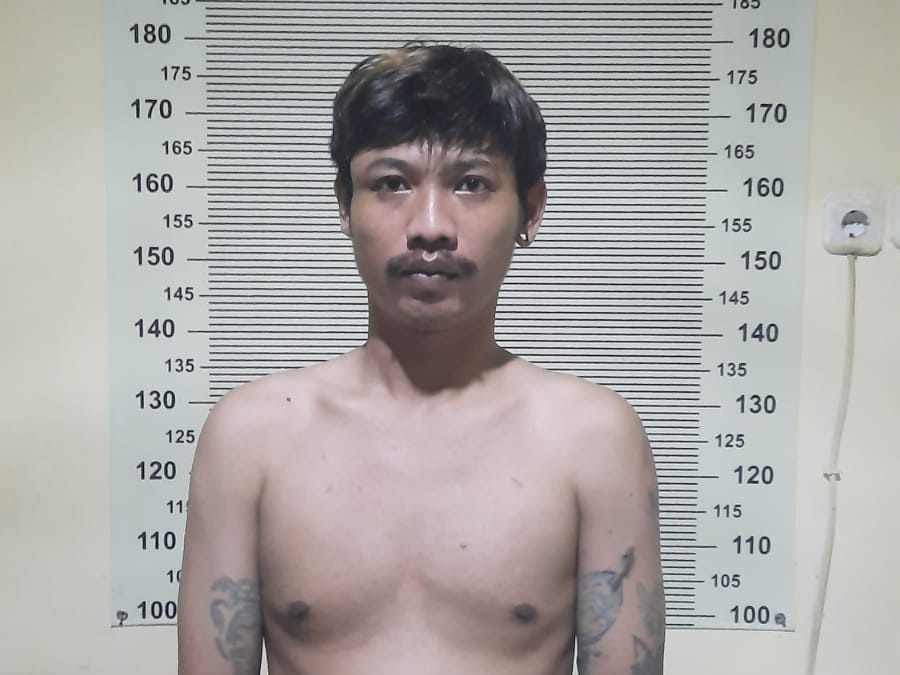 Dibuntuti Usai Beli Sabu, Pria Surabaya Disergap Polisi di Traffic Light Kaliondo