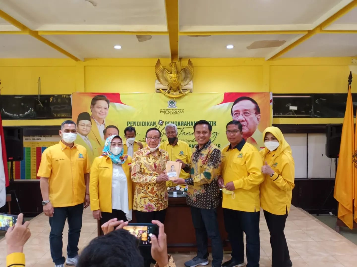 Kader Golkar Surabaya Diinstruksikan Turun ke Kampung Kampanyekan Airlangga Hartato